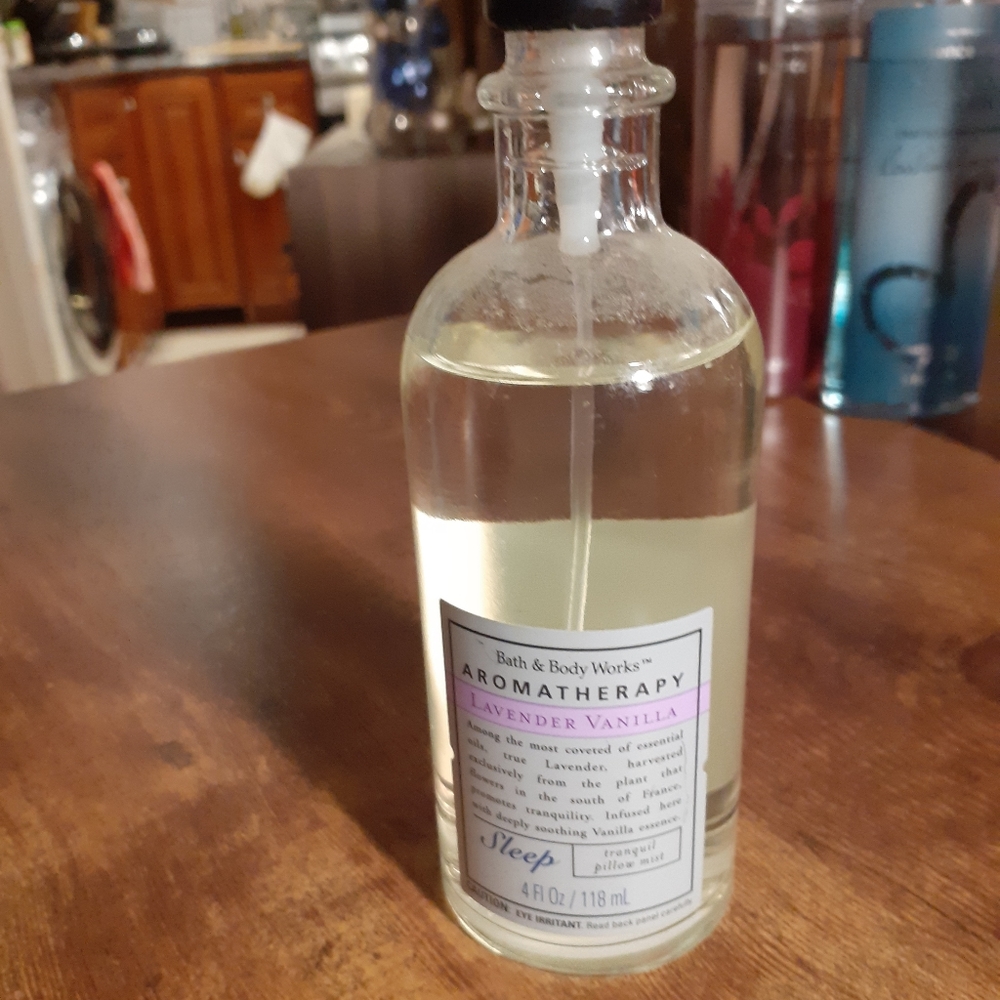 Bath and Body Works aromatherapy pillow mist spray (Glass Bottle)